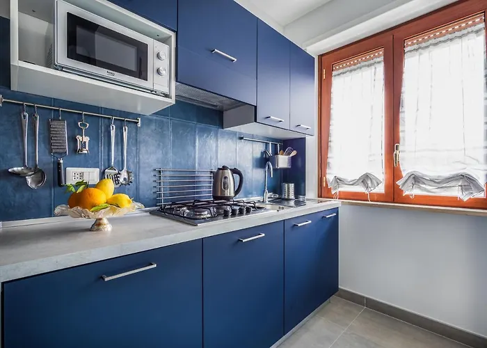 Azzurro Park - De Vivo Realty Апартаменти