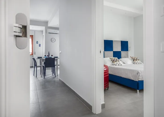 Azzurro Park - De Vivo Realty *